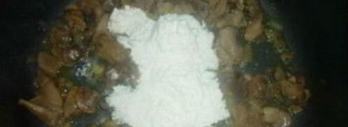 грибной соус в мультиварке. Шаг 2