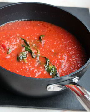 Итальянский томатный соус