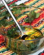 Заправка для салата с виноградным уксусом