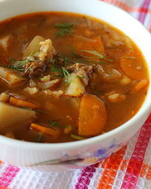 Ароматный мясной суп с рисом