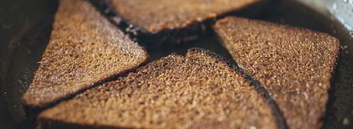 борщ из говядины с гренками из бородинского хлеба со смальцем. Шаг 7