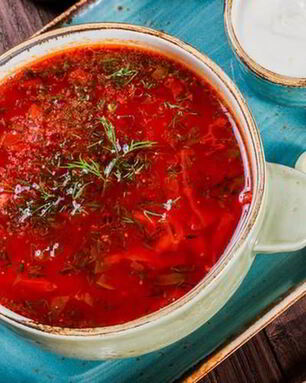 Кубанский борщ с фасолью и черносливом