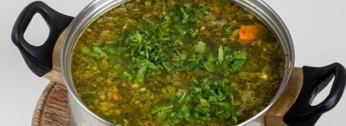 зеленый борщ со щавелем и адыгейским сыром. Шаг 9