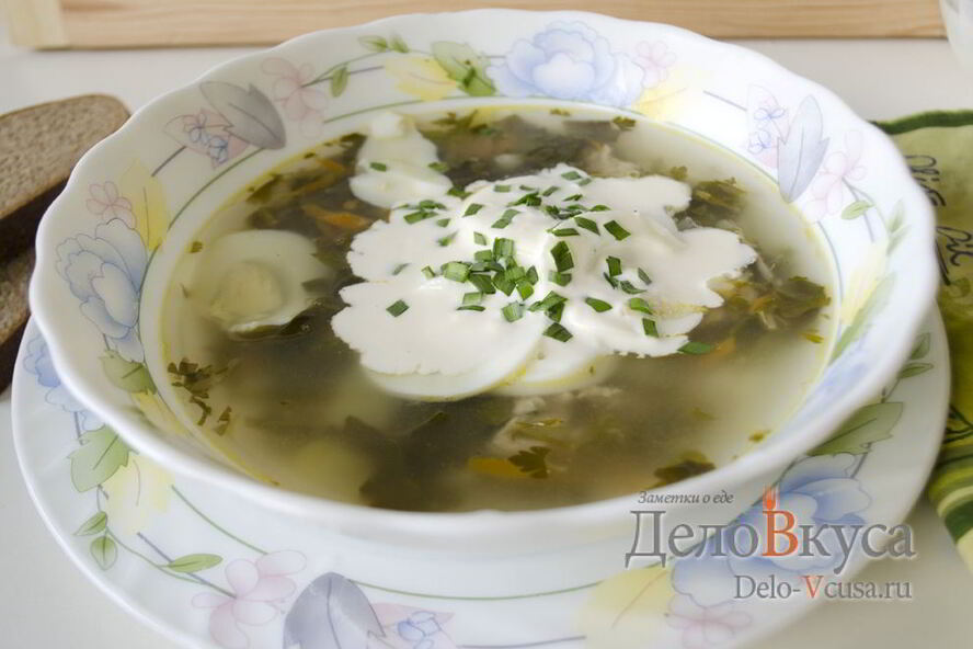 Рецепт зеленого борща со щавелема и крапивого