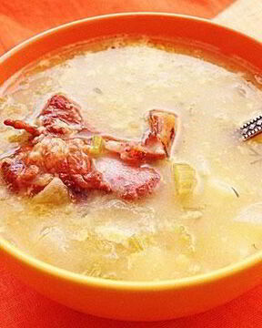 Гороховый суп с копчеными ребрами