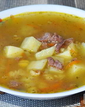 Гороховый суп с тушенкой