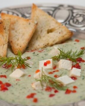 Холодный огуречный суп