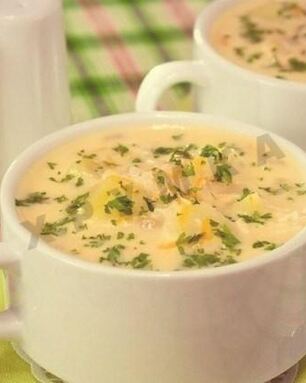 Куриный суп с плавленным сыром