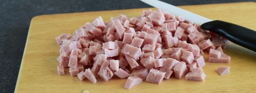 окрошка на кефире с колбасой. Шаг 8