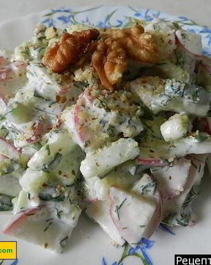 Салат Окрошка с грецкими орехами