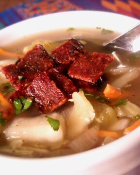 Овощной суп с беконом