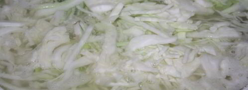 простые щи со свининой и свежей капустой. Шаг 2