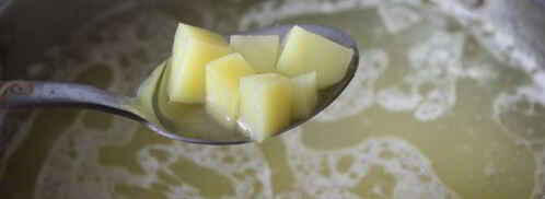 щи с мангольдом на курином бульоне. Шаг 2