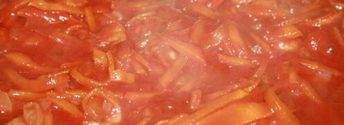 щи со свежей капустой, индейкой и острыми колбасками. Шаг 6