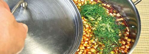 овощная солянка с грибами. Шаг 18