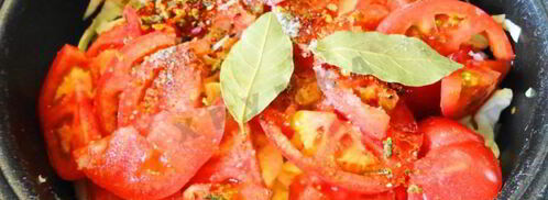 солянка из капусты с сосисками и помидор в мультиварке. Шаг 7