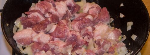 солянка из квашеной капусты с мясом. Шаг 8