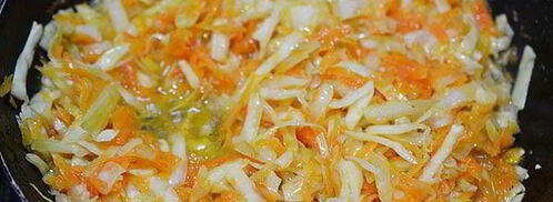 солянка московская на сковороде. Шаг 7