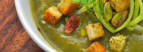 кростини с оливками и зеленый суп-пюре. Шаг 5