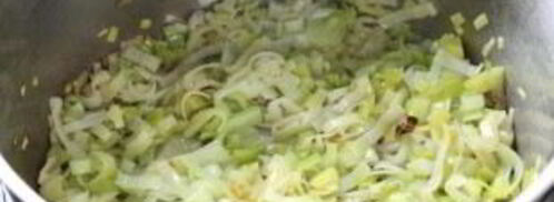 суп с грушей и пореем. Шаг 2