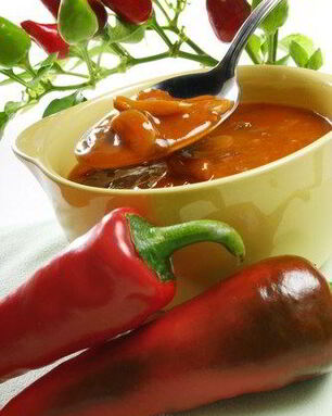 Суп с красным перцем и чили