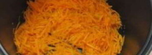 суп с пельменями в мультиварке. Шаг 2