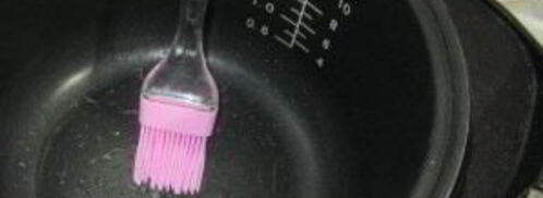 блинчики в мультиварке редмонд. Шаг 2