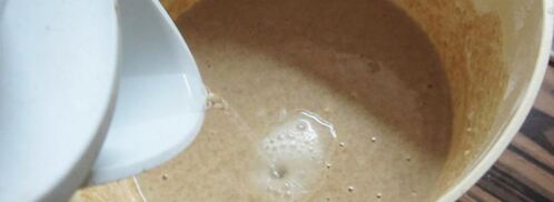 блины на сыворотке с начинкой из сельди. Шаг 3