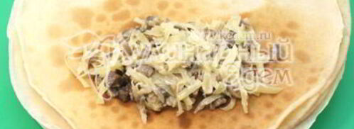 фаршированные блины с грибами и сыром. Шаг 8