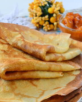 Простые блины на молоке