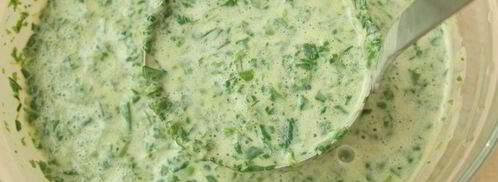 шпинатные блинчики с красной рыбой и икрой. Шаг 4