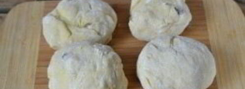 булочки с изюмом из дрожжевого теста. Шаг 9