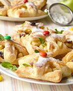 Булочки с яблоком и корицей