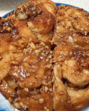 Липкие булочки