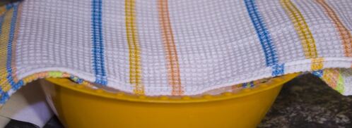 плюшки с сахаром из дрожжевого теста. Шаг 8