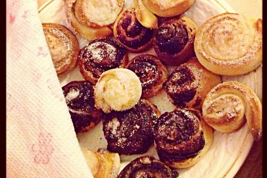 Рецепт сладкие сдобные булочки с шоколадной пастой