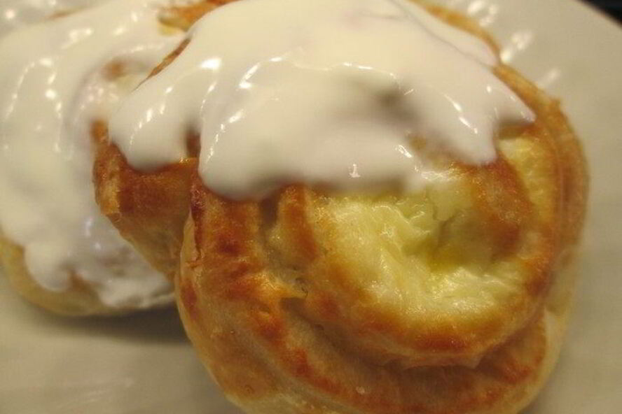 Рецепт ватрушки с творогом в сметанной заливке