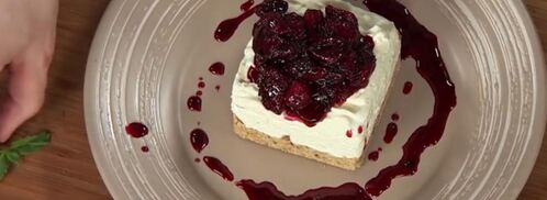 домашний чизкейк с соусом фламбе из вишни. Шаг 6