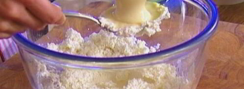 очень простой лимонный чизкейк с ягодами. Шаг 4