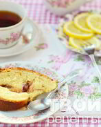 Домашний кекс со сливами