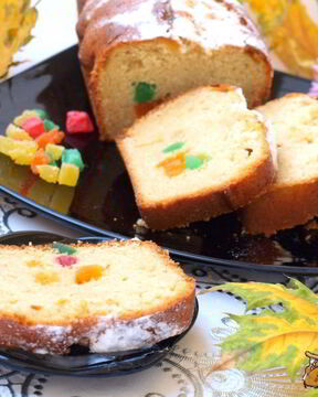 Йогуртовый кекс с цукатами