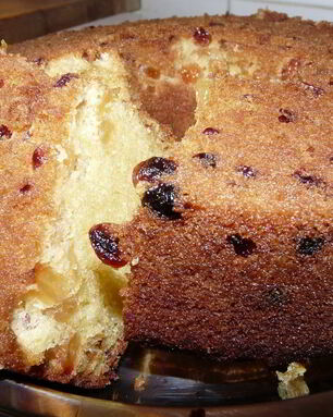 Кекс с изюмом в мультиварке