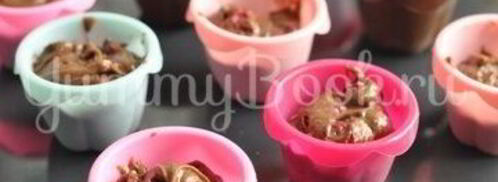 шоколадные кексы с вишней. Шаг 8