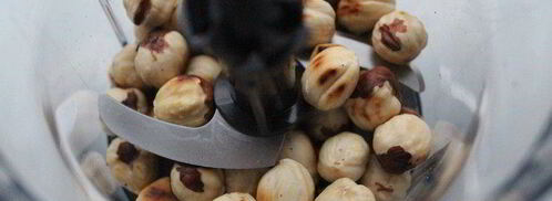 штоллен с вяленой клюквой и фундуком. Шаг 2