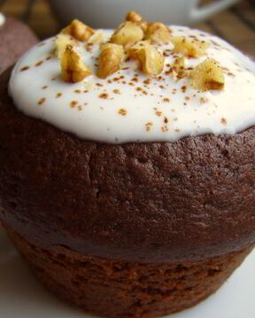 Сметанный шоколадный кекс в микроволновке