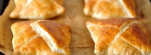 хачапури из слоеного теста. Шаг 8