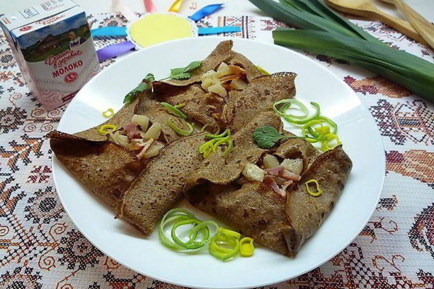 Рецепт галеты с грушевой начинкой и беконом