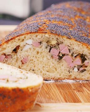 Итальянский хлеб с начинкой