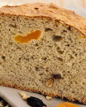 Хлеб с сухофруктами в духовке