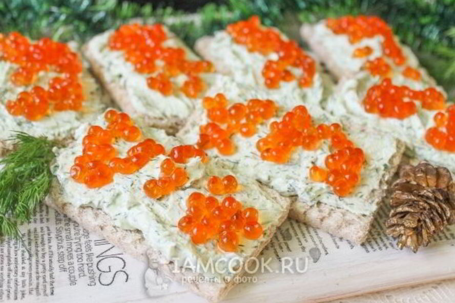 Рецепт хлебцы с красной икрой и укропно-творожным муссом